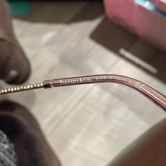 Unique Tiffany Sunglasses - Picture 7 of 11